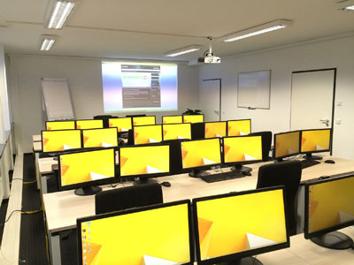 谁知道内部价的无限短信网页在线轰炸